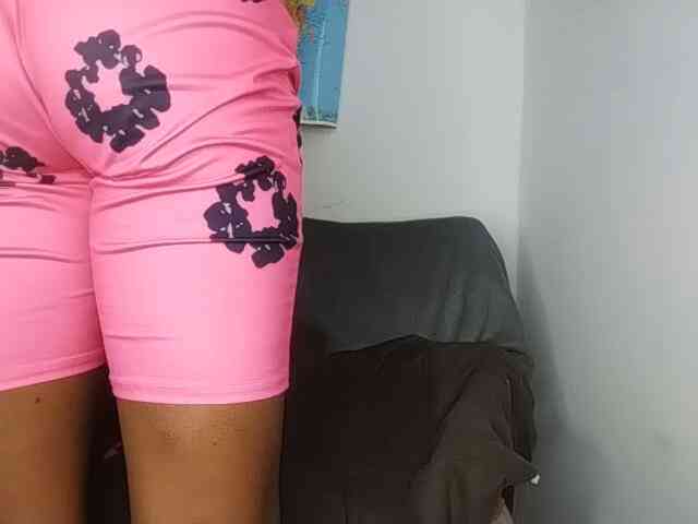 InstaG_TittyMonroe