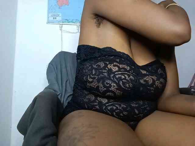 InstaG_TittyMonroe webcam