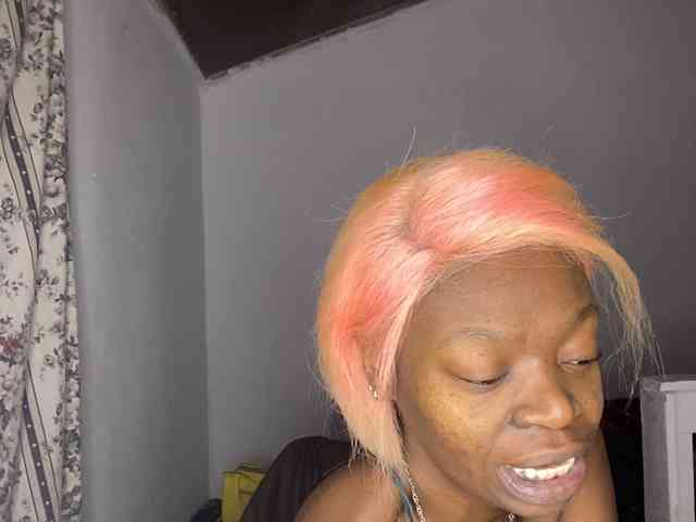 InstaG_TittyMonroe