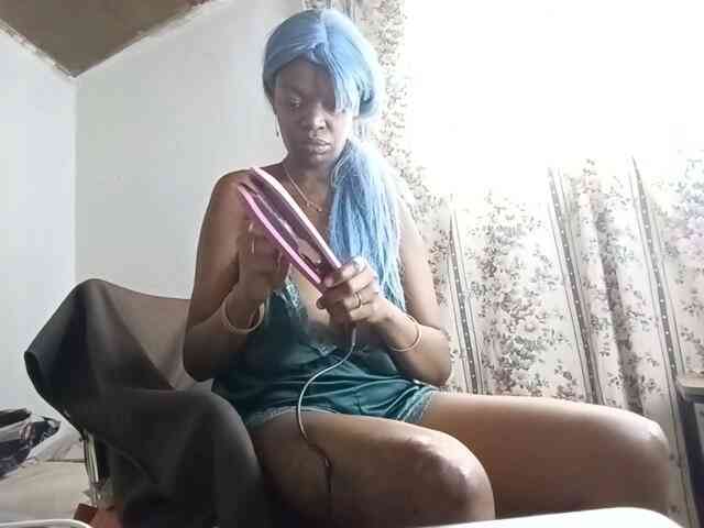 InstaG_TittyMonroe webcam