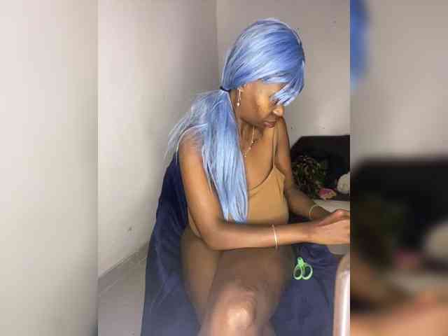 InstaG_TittyMonroe webcam