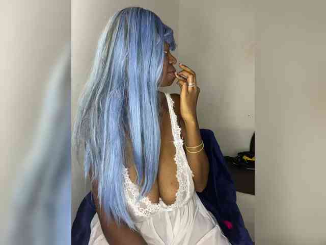 InstaG_TittyMonroe webcam