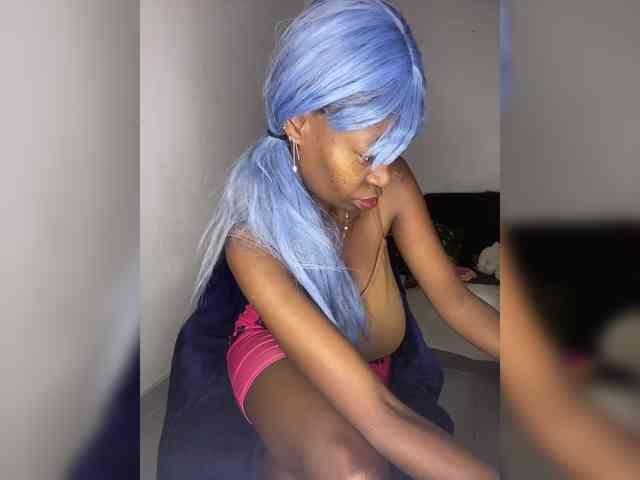 InstaG_TittyMonroe webcam