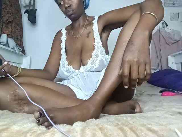 InstaG_TittyMonroe webcam