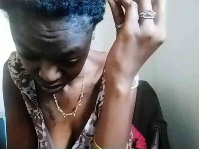 InstaG_TittyMonroe