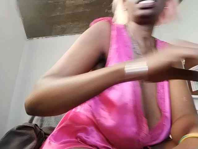 InstaG_TittyMonroe