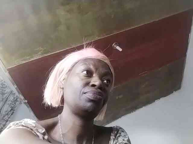 InstaG_TittyMonroe webcam