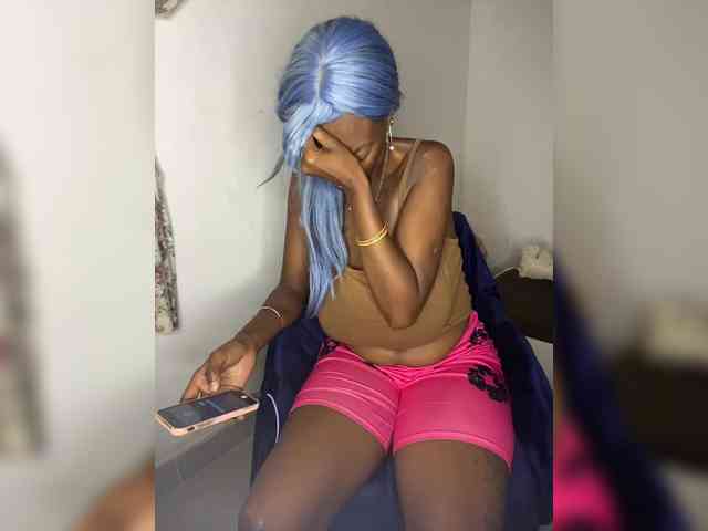 InstaG_TittyMonroe webcam