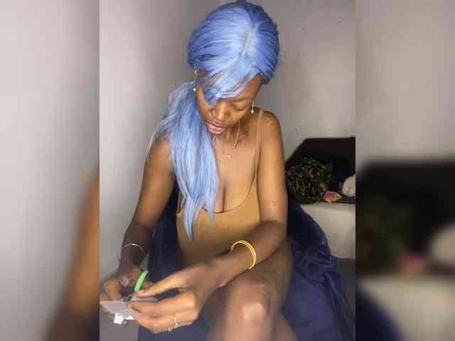 InstaG_TittyMonroe webcam