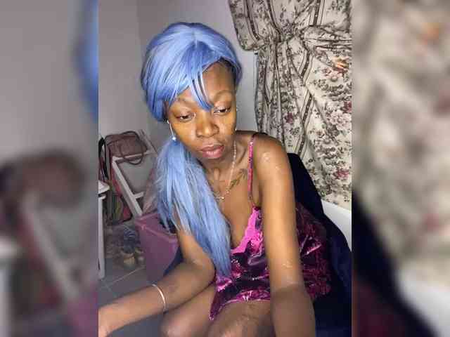 InstaG_TittyMonroe webcam