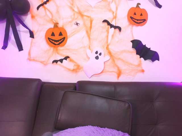 bigboobsrose1 live cam on BongaCams