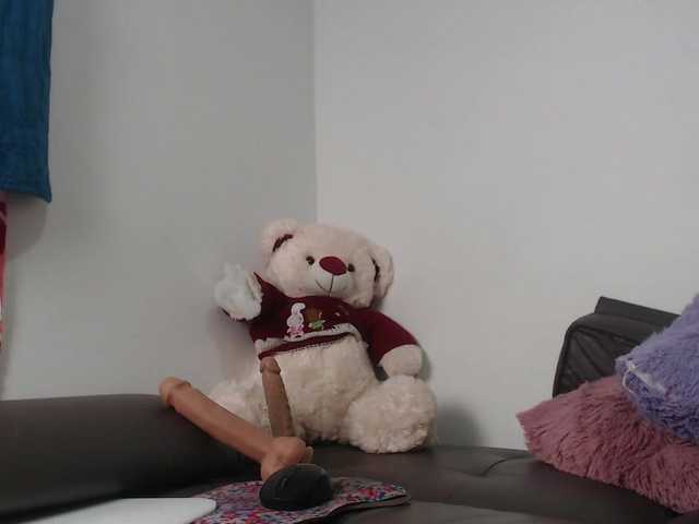 bigboobsrose1 live cam on BongaCams