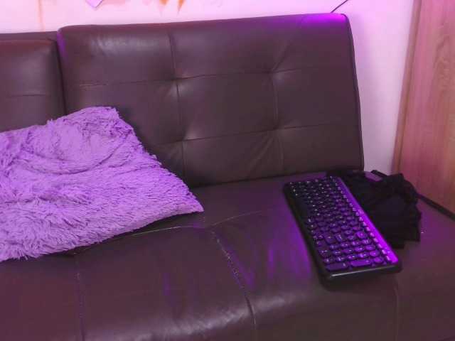 bigboobsrose1 live cam on BongaCams