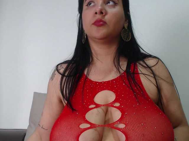 bigboobsrose1 live cam preview