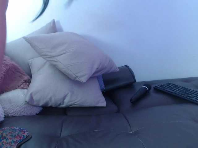 bigboobsrose1 live cam on BongaCams