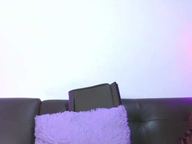 bigboobsrose1 live cam on BongaCams