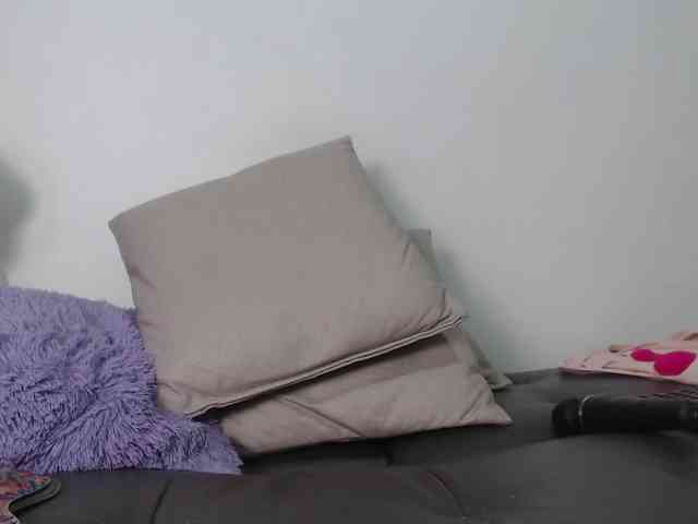 bigboobsrose1 webcam