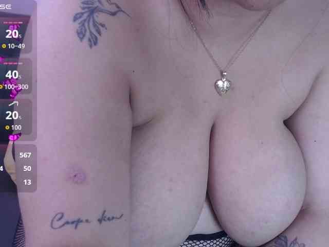bigboobsrose1 webcam