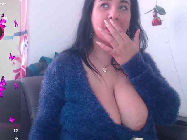 bigboobsrose1 webcam
