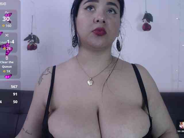 bigboobsrose1 webcam