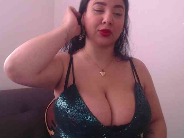 bigboobsrose1