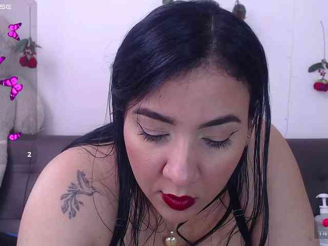 bigboobsrose1 webcam