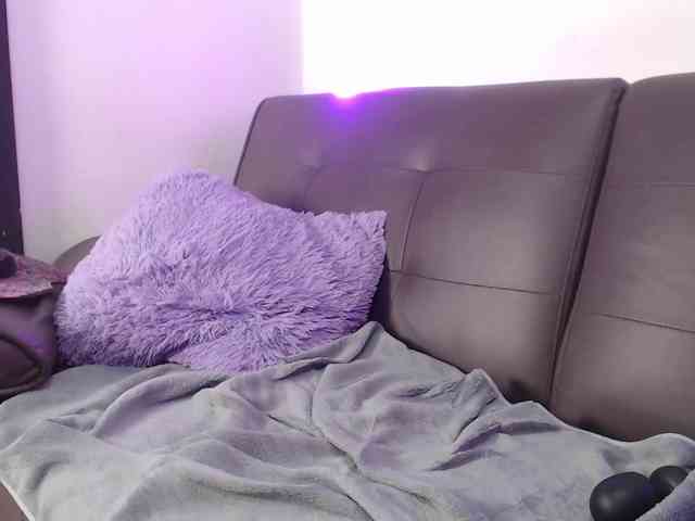 bigboobsrose1 webcam