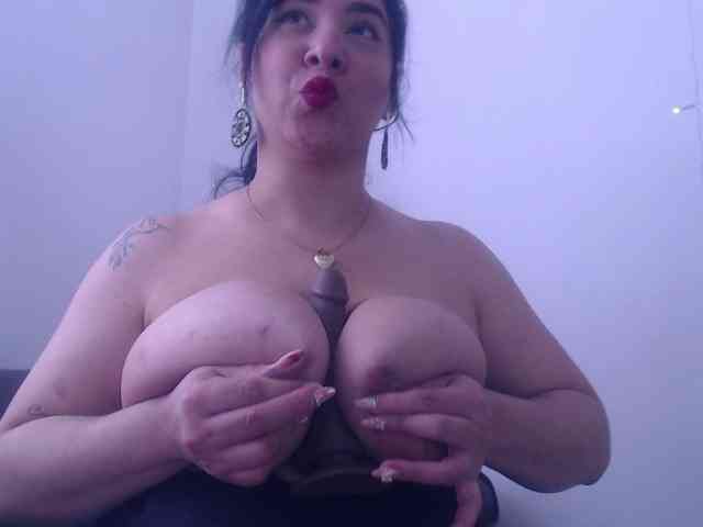 bigboobsrose1