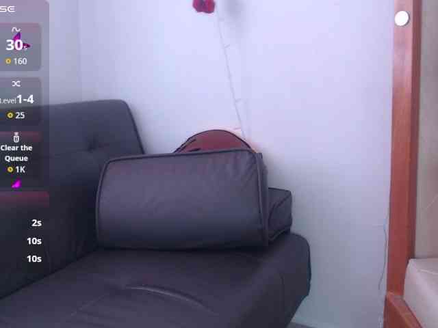 bigboobsrose1 webcam