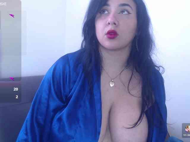 bigboobsrose1 webcam