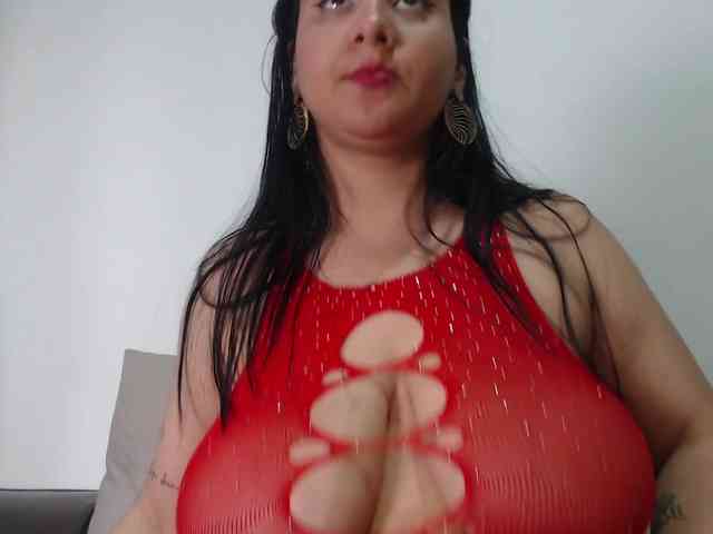 bigboobsrose1