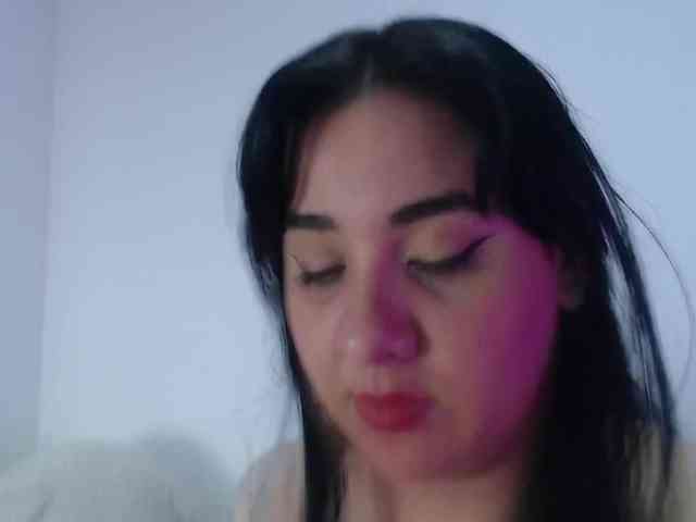 bigboobsrose1 webcam