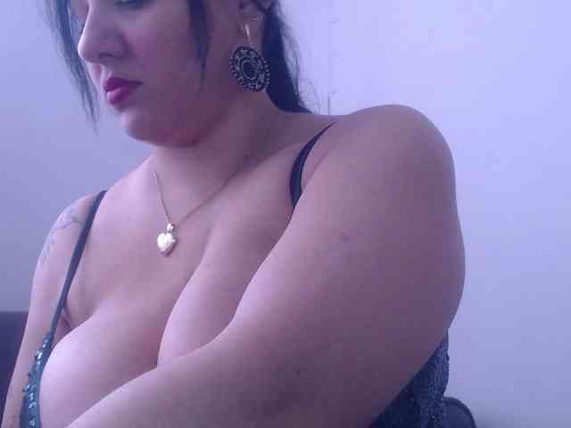 bigboobsrose1