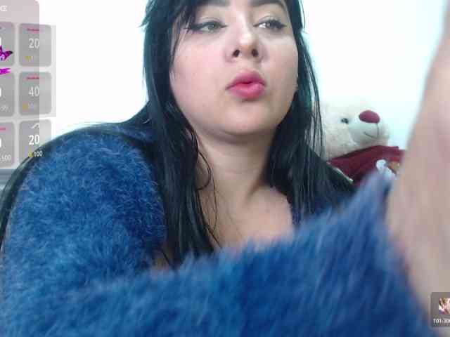 bigboobsrose1 webcam
