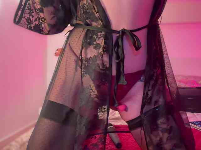 Modella: ruleofrose