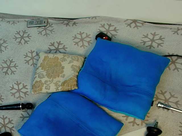 Emma-Donovani live cam on BongaCams