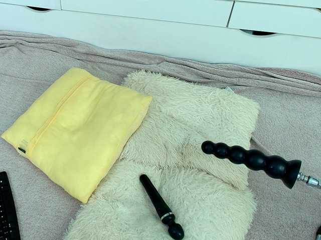 Emma-Donovani live cam on BongaCams