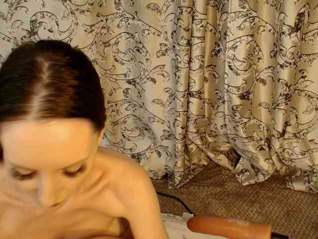 Emma-Donovani webcam