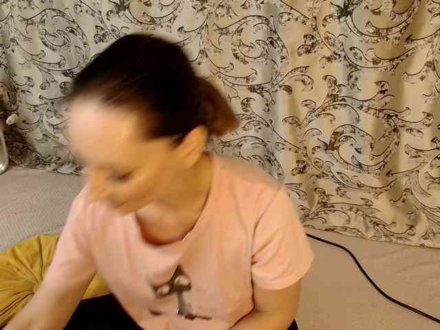 Emma-Donovani webcam