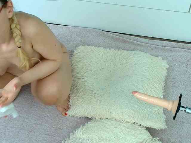 Emma-Donovani webcam