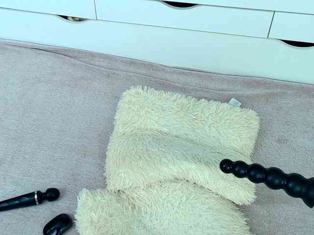 Modella: Emma-Donovani