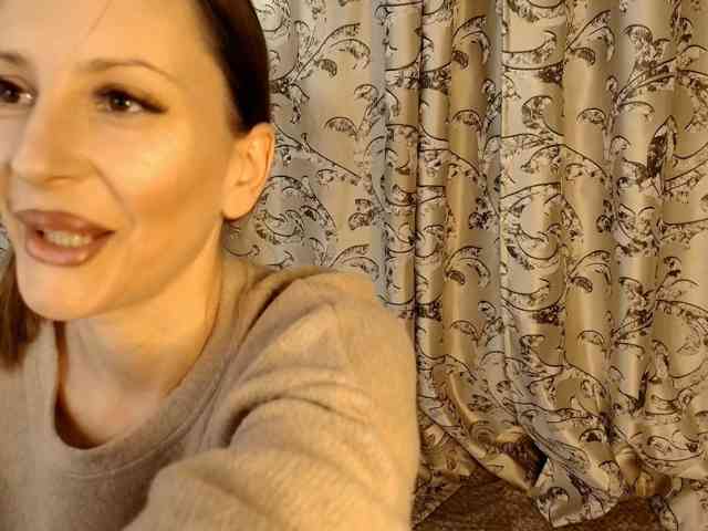 Emma-Donovani webcam