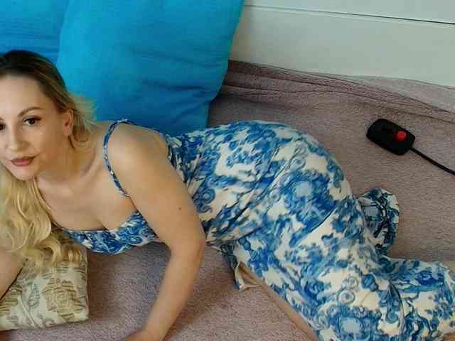 Emma-Donovani webcam