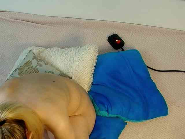 Emma-Donovani webcam