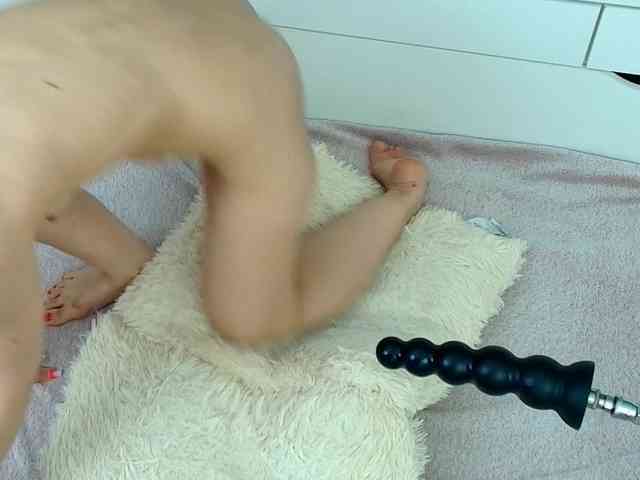 Emma-Donovani webcam