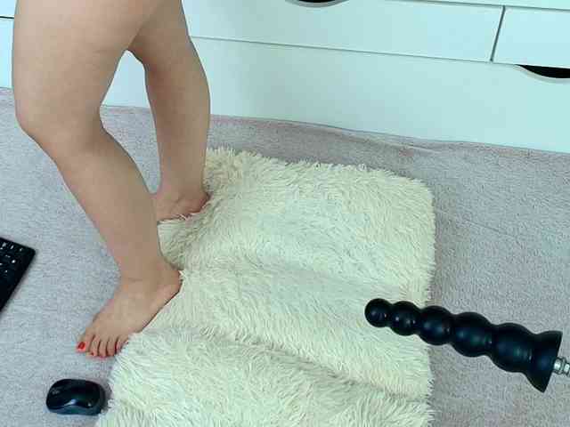 Emma-Donovani webcam