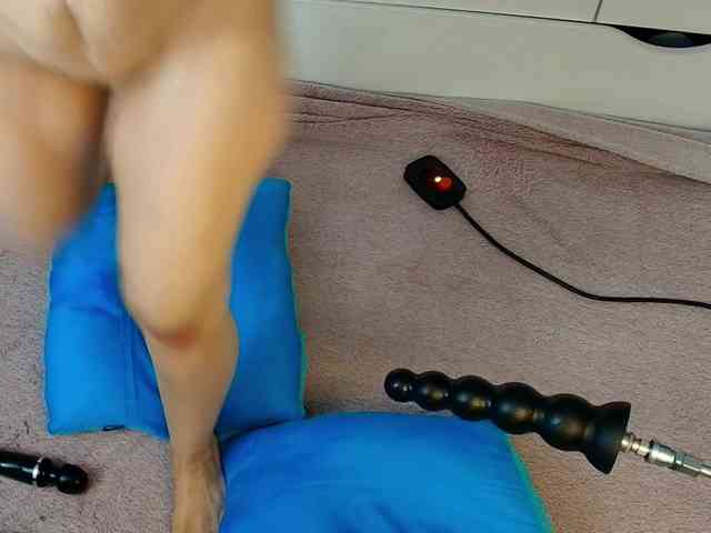 Emma-Donovani webcam