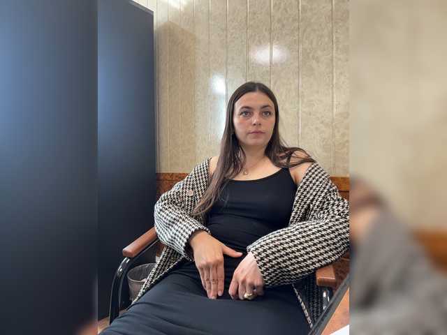 NikkySecrets live cam
