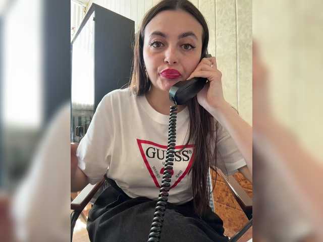  NikkySecrets chat room