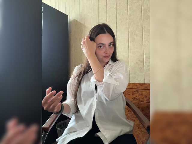 NikkySecrets live cam on BongaCams